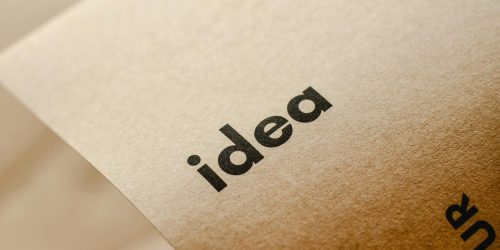 pexels-eva-bronzini-6956345